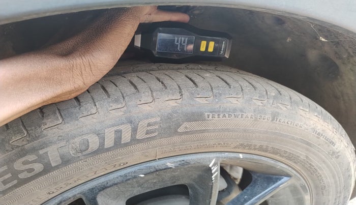 2017 Maruti IGNIS ZETA 1.2 AMT, Petrol, Automatic, 33,208 km, tyre