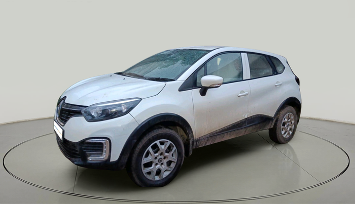 2018 Renault Captur RXE PETROL, Petrol, Manual, 1,83,046 km, exterior
