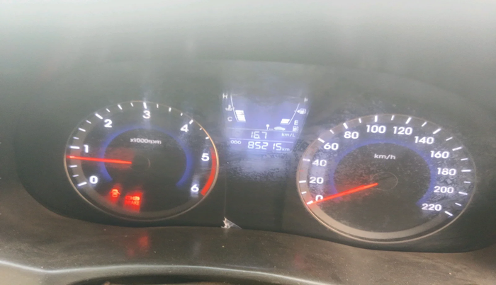 2013 Hyundai Verna FLUIDIC 1.6 CRDI EX, Diesel, Manual, 85,215 km, interior