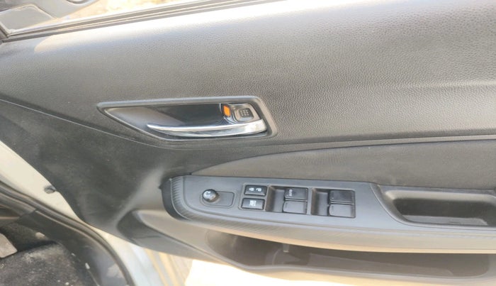 2023 Maruti Swift VXI, Petrol, Manual, 16,048 km, interior