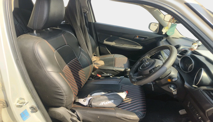 2023 Maruti Swift VXI, Petrol, Manual, 16,048 km, interior