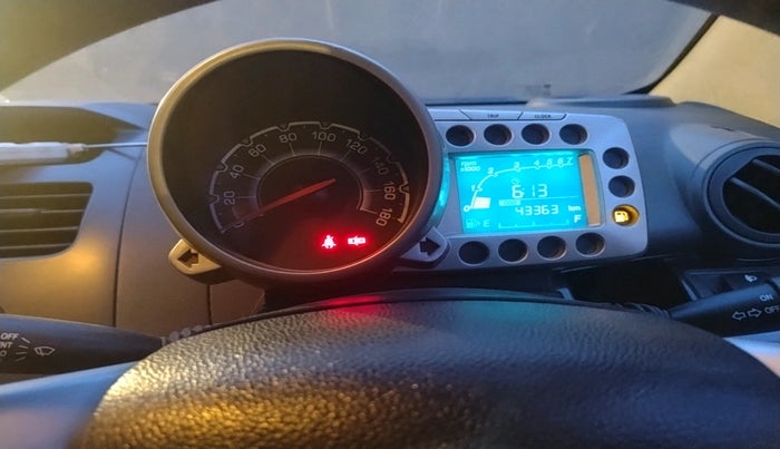 2011 Chevrolet Beat LT PETROL, Petrol, Manual, 43,363 km, interior