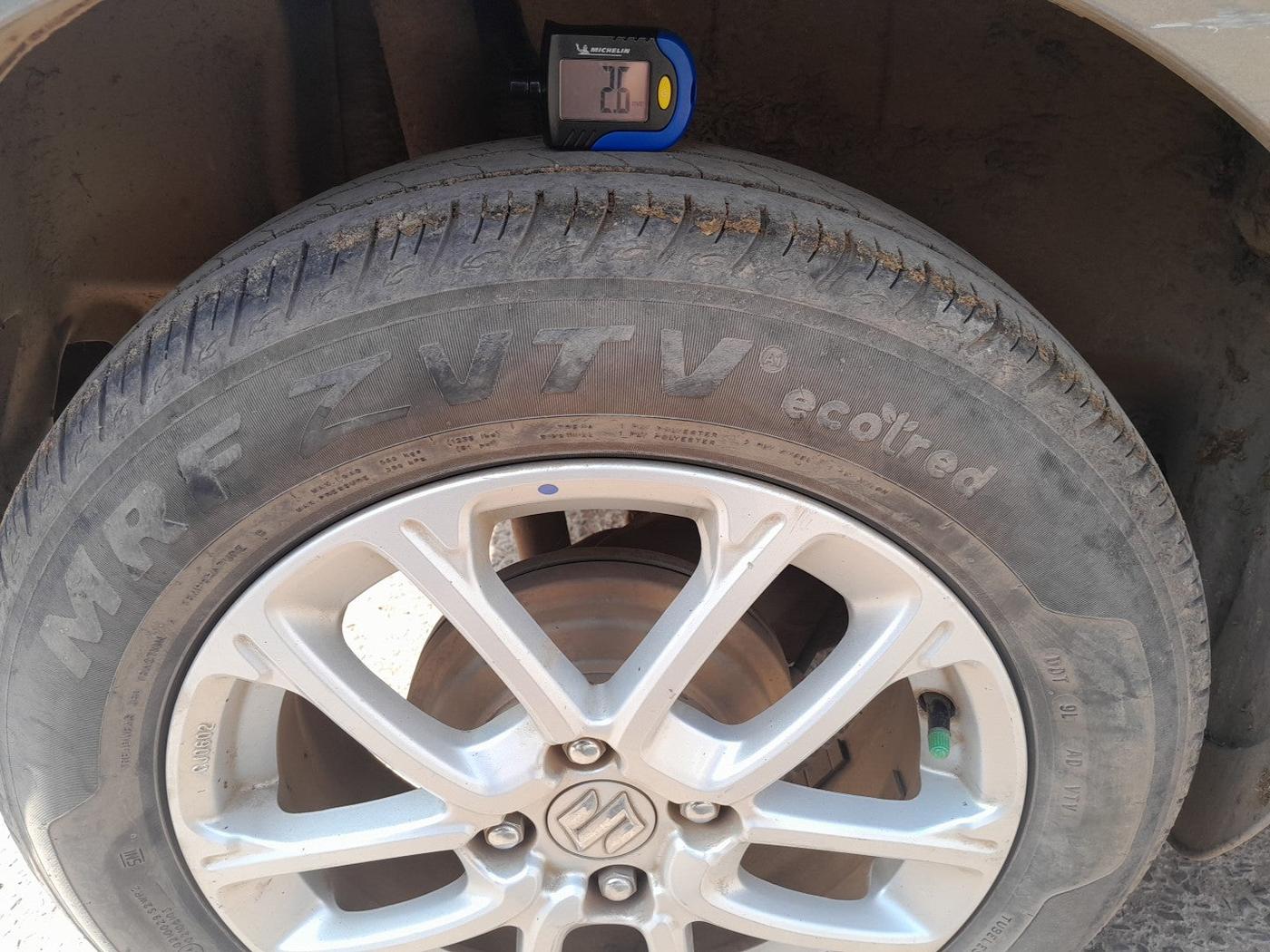 2019 Maruti Swift ZDI, Diesel, Manual, 1,48,085 km, tyre