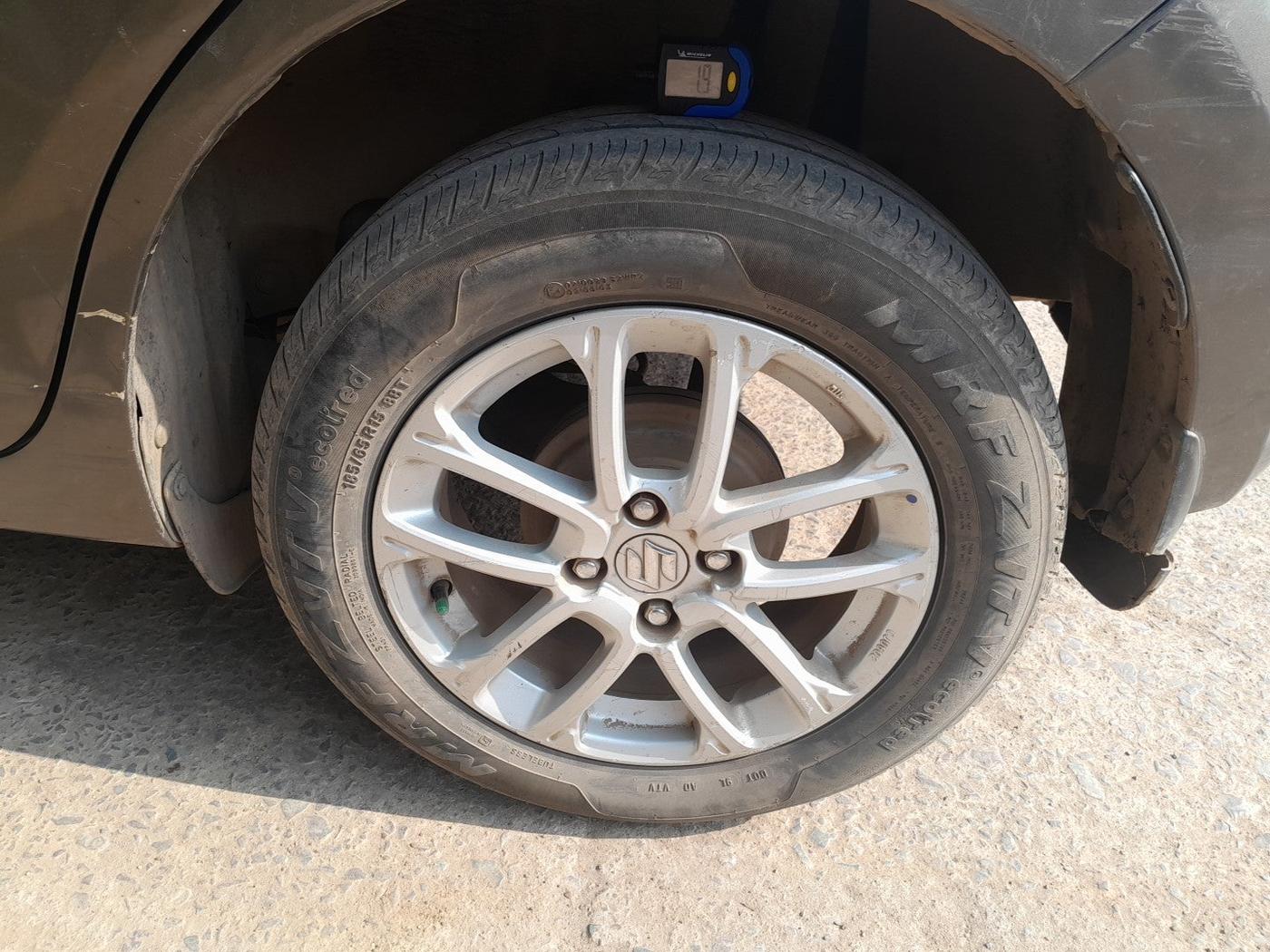 2019 Maruti Swift ZDI, Diesel, Manual, 1,48,085 km, tyre