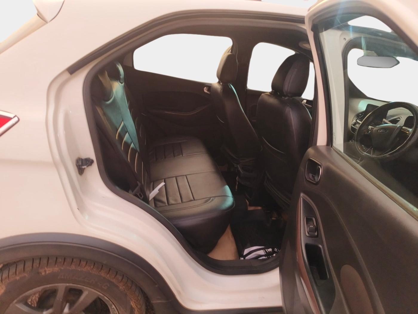 2018 Ford FREESTYLE TITANIUM PLUS 1.5 DIESEL, Diesel, Manual, 1,63,132 km, interior