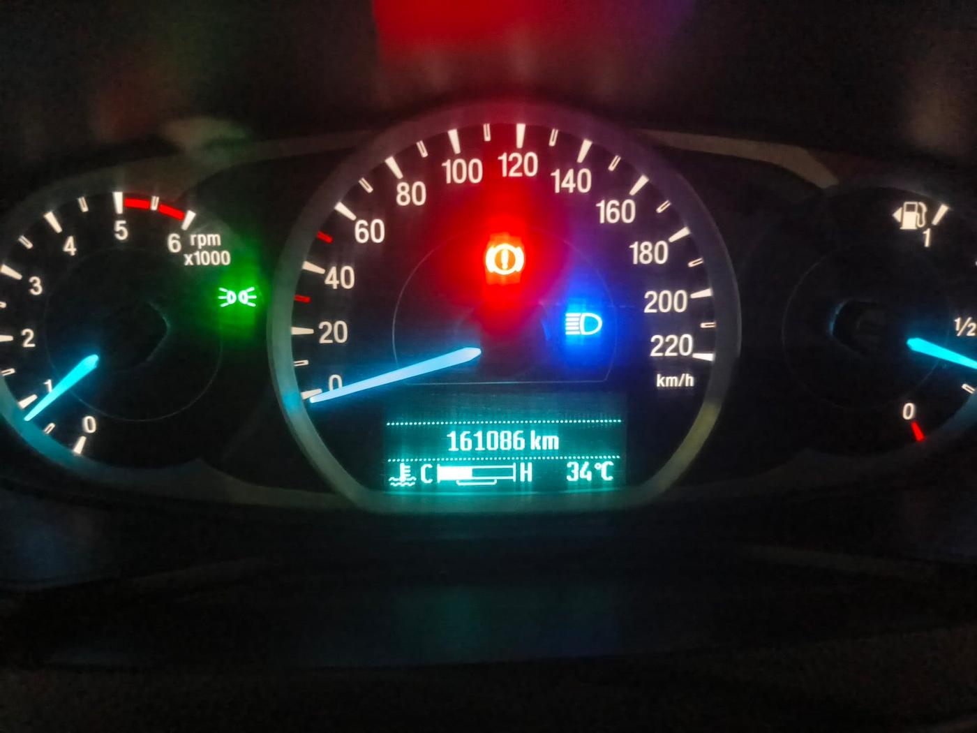 2018 Ford FREESTYLE TITANIUM PLUS 1.5 DIESEL, Diesel, Manual, 1,63,132 km, interior