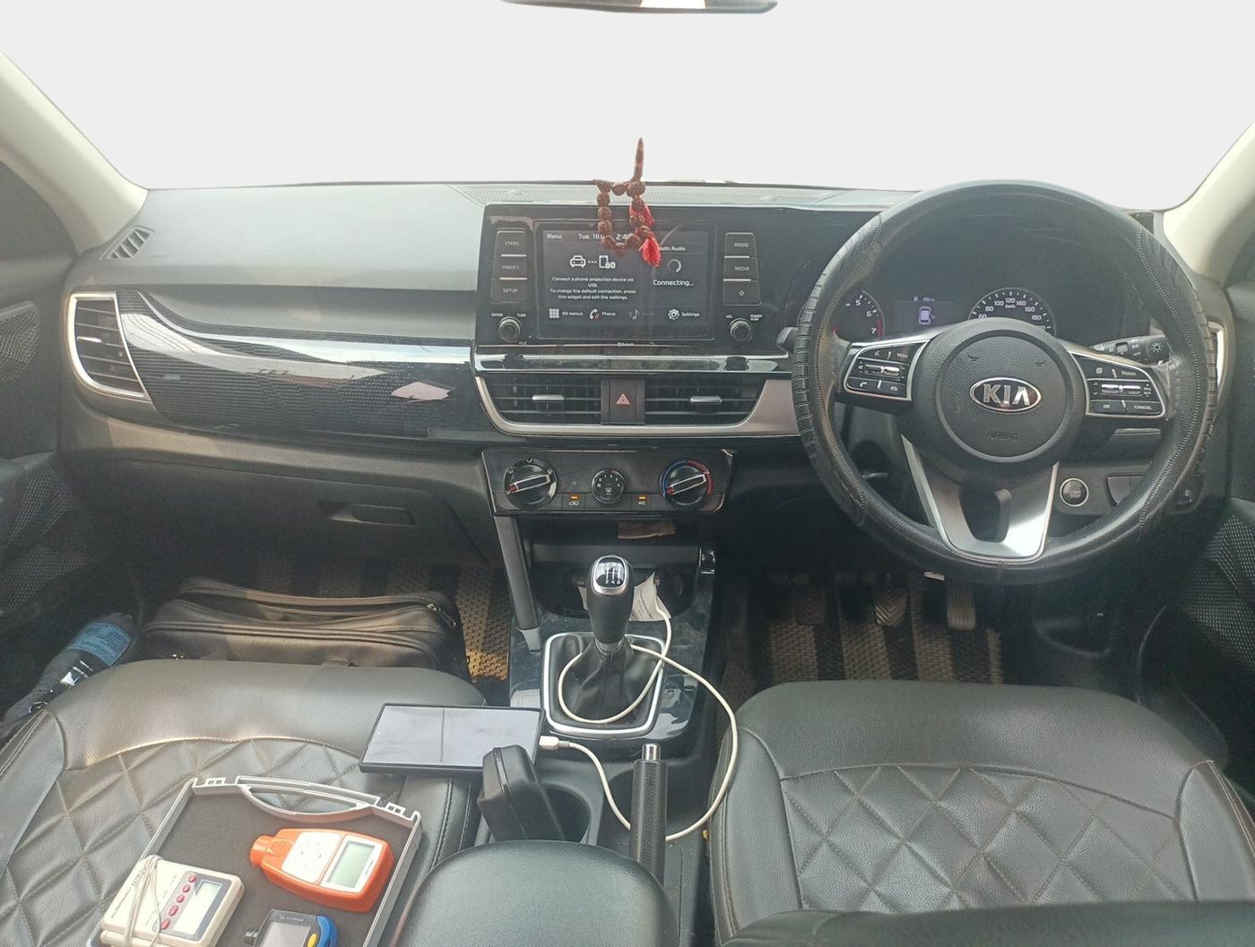 2020 KIA SELTOS HTK PLUS 1.5, Petrol, Manual, 59,057 km, interior