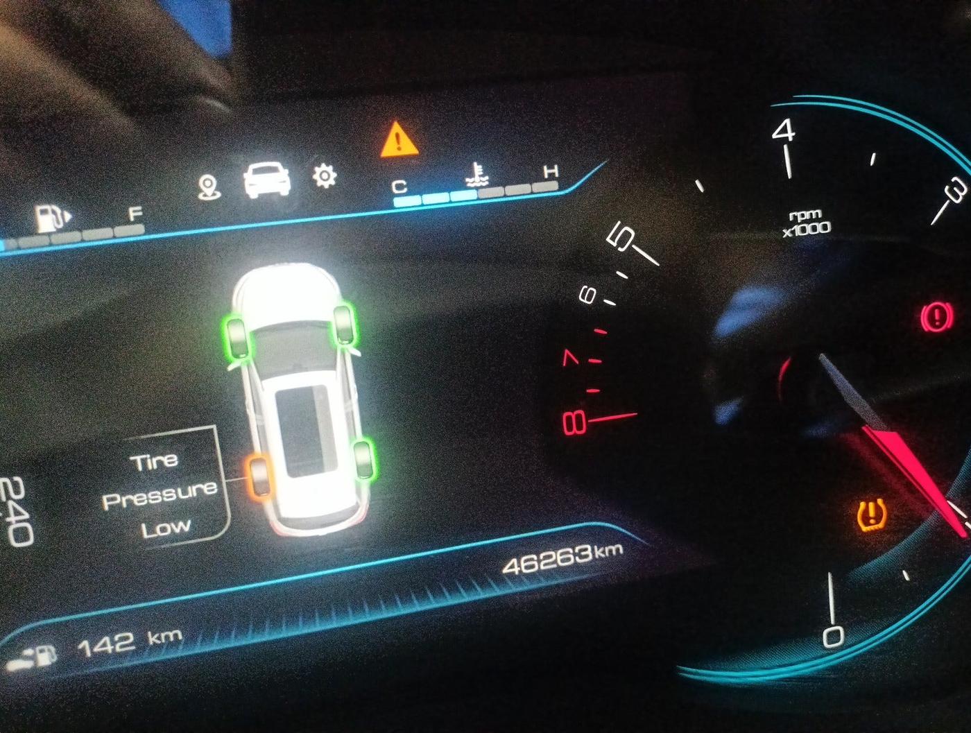 2020 MG HECTOR PLUS SHARP 1.5 PETROL TURBO HYBRID MT 6-STR, Petrol, Manual, 46,263 km, interior
