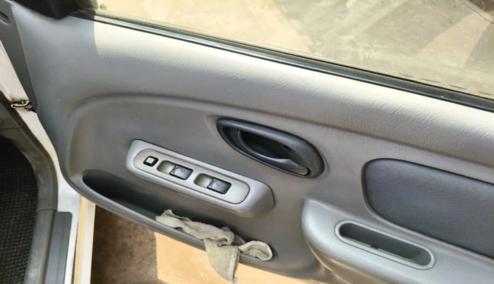 2011 Maruti Alto K10 VXI, Petrol, Manual, 1,06,358 km, interior