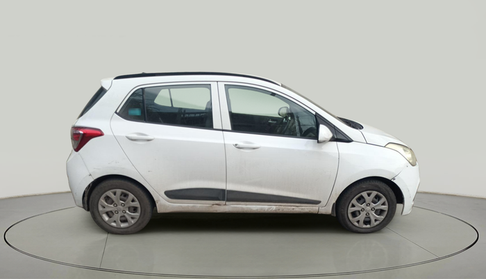 2015 Hyundai Grand i10 SPORTZ 1.1 CRDI, Diesel, Manual, 1,39,240 km, exterior
