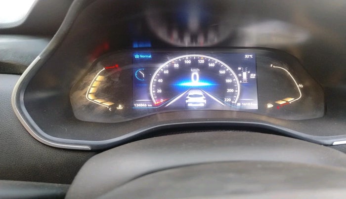 2022 Renault Kiger RXZ MT, Petrol, Manual, 1,34,846 km, interior