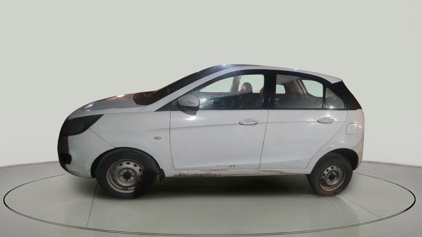 2017 Tata Bolt XE QUADRAJET, Diesel, Manual, 1,80,562 km, exterior
