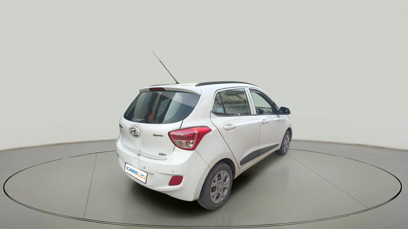2016 Hyundai Grand i10 SPORTZ 1.2 KAPPA VTVT, Petrol, Manual, 2,04,557 km, exterior
