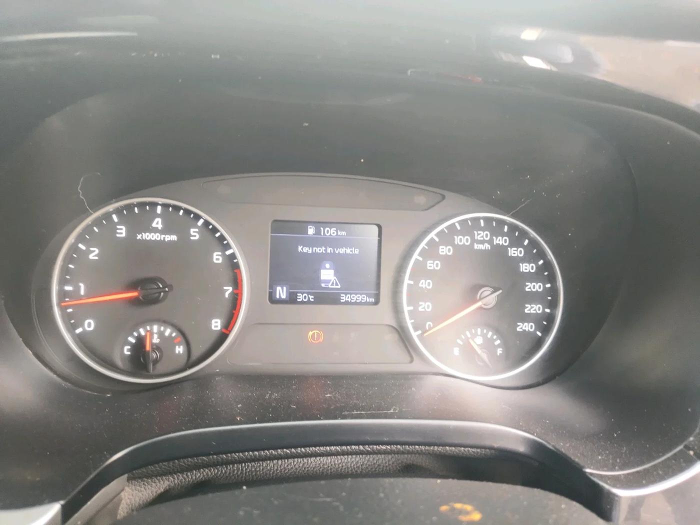 2022 KIA SELTOS HTK PLUS 1.5 IMT, Petrol, Manual, 10,00,000 km, interior