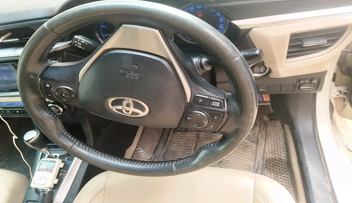 2016 Toyota Corolla Altis VL CVT PETROL, Petrol, Automatic, 1,11,960 km, interior