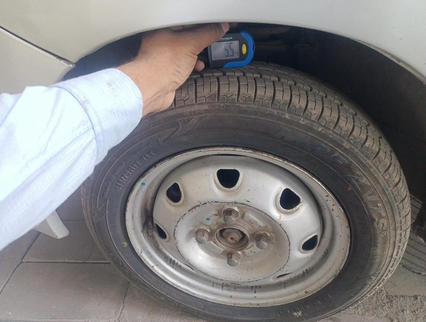 2010 Maruti Zen Estilo LXI, Petrol, Manual, 1,39,087 km, tyre