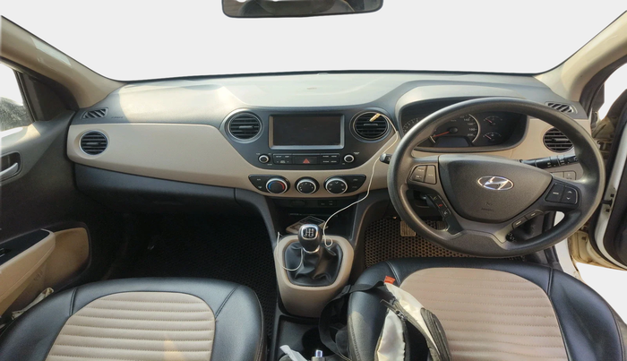 2017 Hyundai Grand i10 SPORTZ 1.2 KAPPA VTVT, Petrol, Manual, 71,478 km, interior