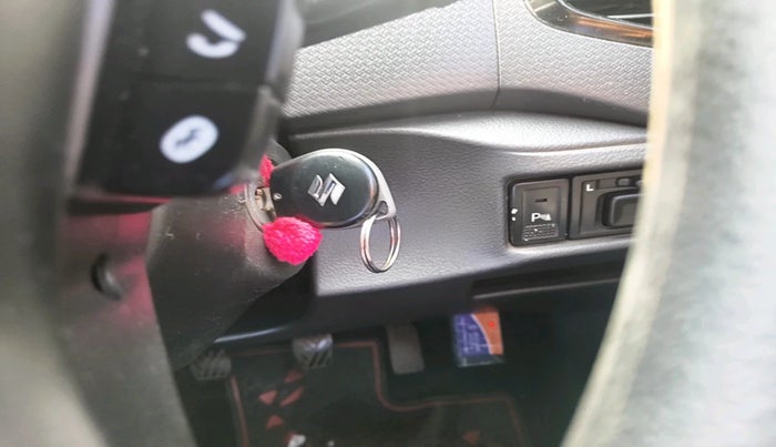 2016 Maruti Vitara Brezza ZDI, Diesel, Manual, 92,720 km, interior