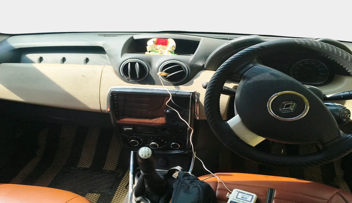 2013 Renault Duster 85 PS RXL DIESEL, Diesel, Manual, 1,32,370 km, interior