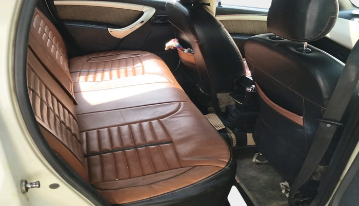 2013 Renault Duster 85 PS RXL DIESEL, Diesel, Manual, 1,32,370 km, interior