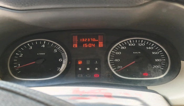 2013 Renault Duster 85 PS RXL DIESEL, Diesel, Manual, 1,32,370 km, interior