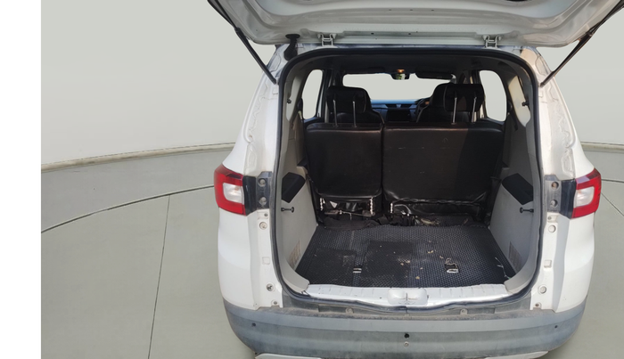 2020 Renault TRIBER RXT, Petrol, Manual, 21,187 km, exterior