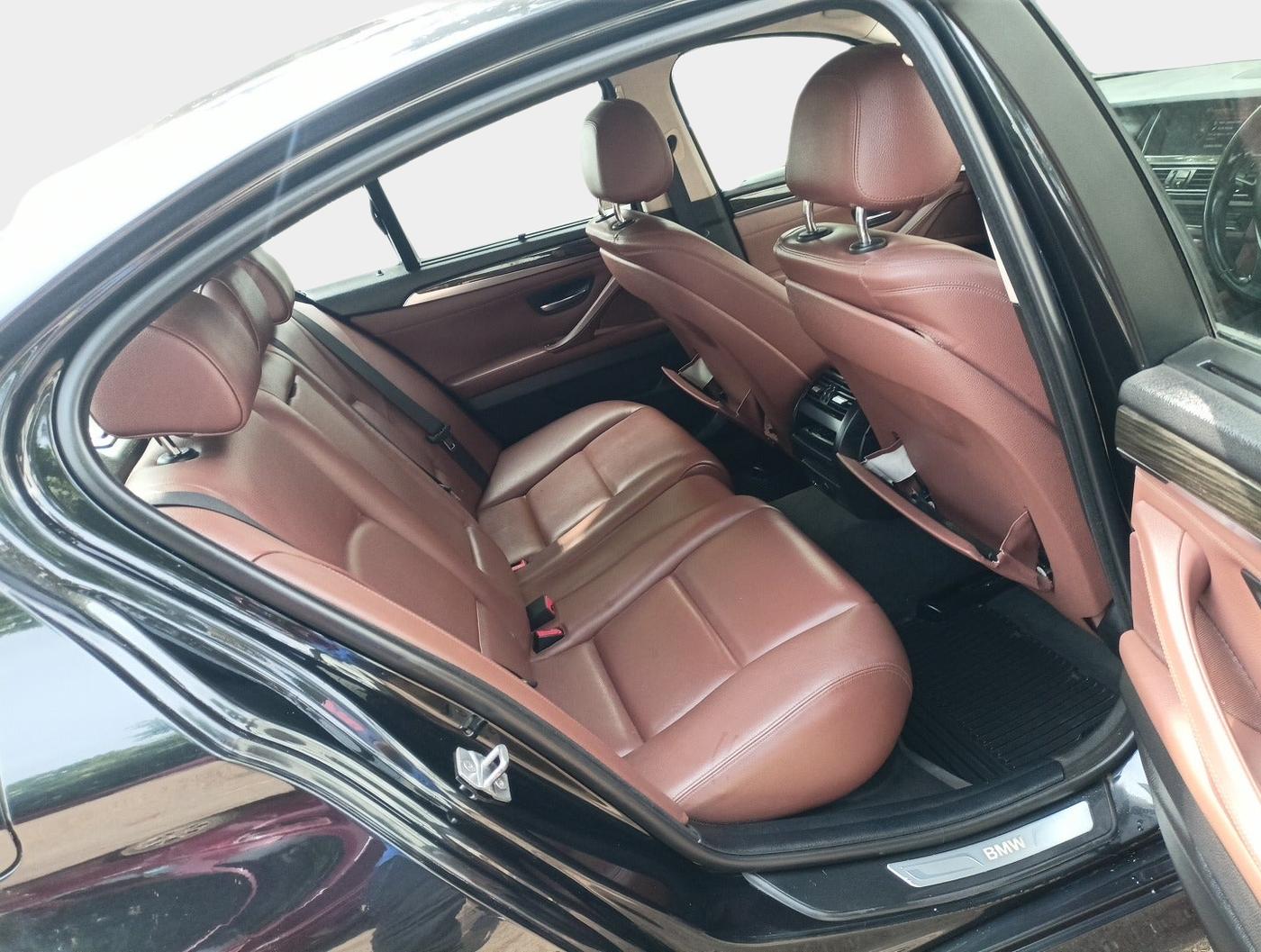 2016 BMW 5 Series 520D LUXURY LINE, Diesel, Automatic, 57,500 km, interior