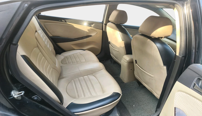 2014 Hyundai Verna FLUIDIC 1.6 VTVT SX, Petrol, Manual, 1,38,306 km, interior