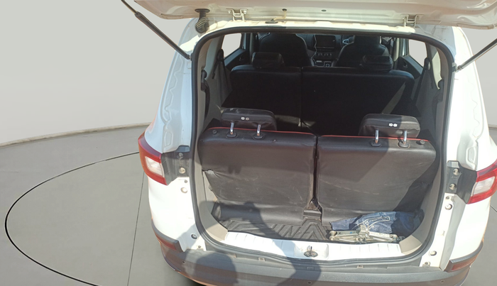 2021 Renault TRIBER RXZ AMT, Petrol, Automatic, 25,869 km, exterior