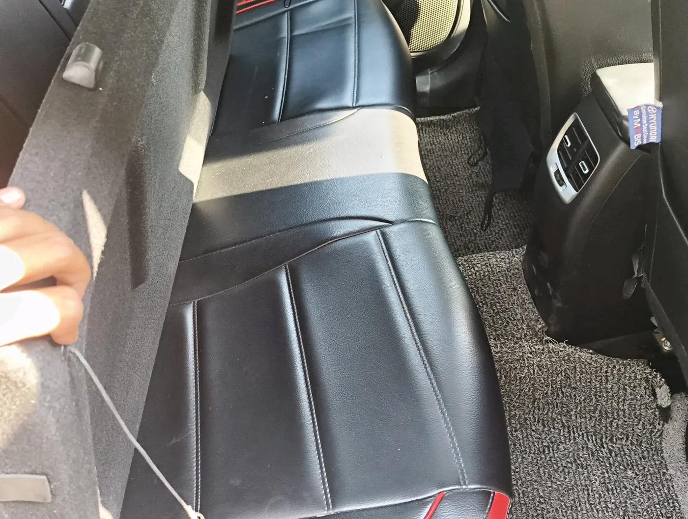 2019 Hyundai VENUE SX 1.0 TURBO, Petrol, Manual, 73,613 km, interior