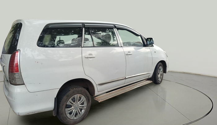 2010 Toyota Innova 2.5 G3, Diesel, Manual, 2,27,941 km, exterior