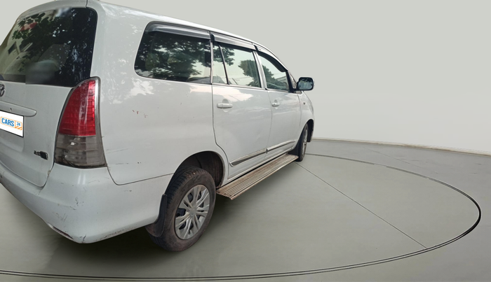 2010 Toyota Innova 2.5 G3, Diesel, Manual, 2,27,941 km, exterior