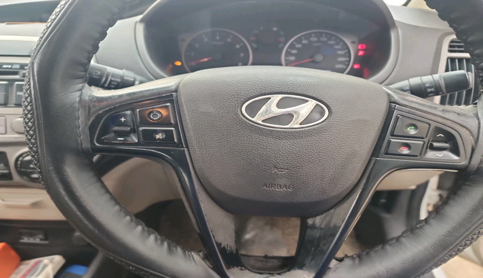 2014 Hyundai i20 SPORTZ 1.2, Petrol, Manual, 55,793 km, interior