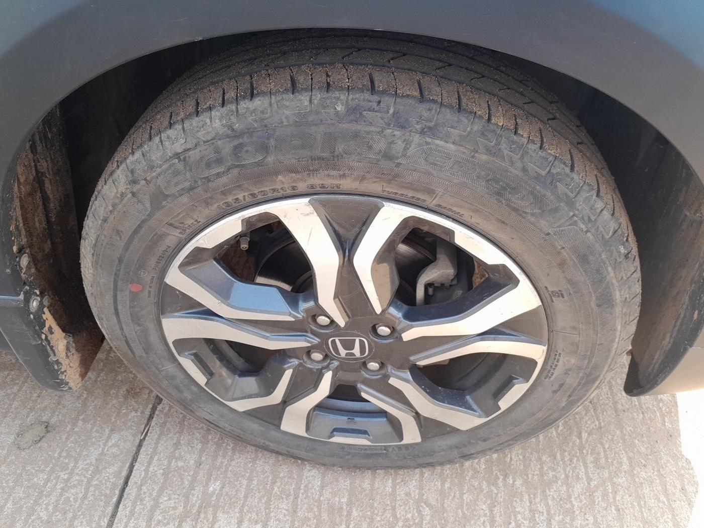 2018 Honda WR-V 1.2L I-VTEC VX MT, Petrol, Manual, 48,248 km, tyre