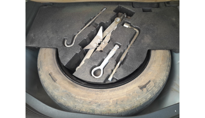 2018 Honda WR-V 1.2L I-VTEC VX MT, Petrol, Manual, 48,248 km, tyre