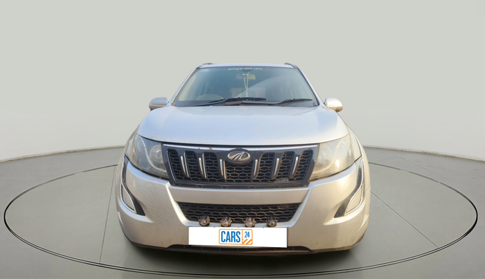 2015 Mahindra XUV500 W10, Diesel, Manual, 1,27,722 km, exterior