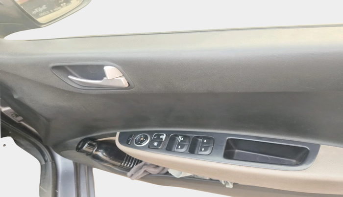 2016 Hyundai Grand i10 SPORTZ 1.2 KAPPA VTVT, Petrol, Manual, 84,458 km, interior