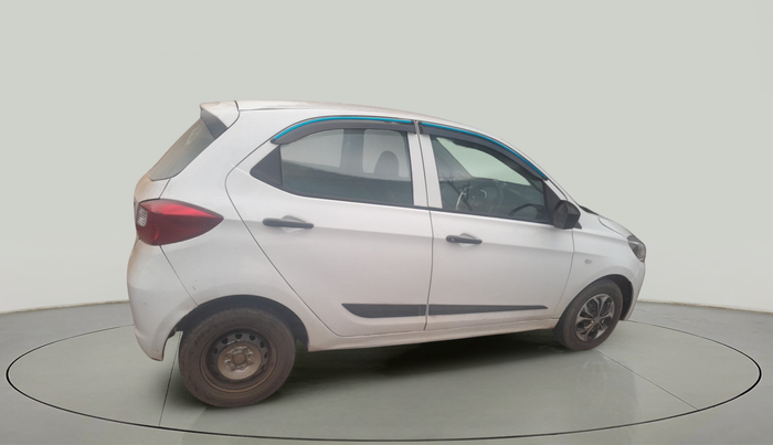 2017 Tata Tiago XM DIESEL, Diesel, Manual, 1,24,027 km, exterior