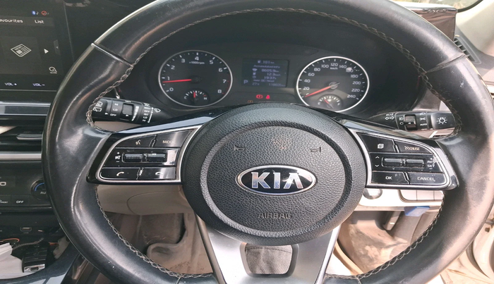 2022 KIA SELTOS HTX IVT 1.5 PETROL, Petrol, Automatic, 1,18,605 km, interior