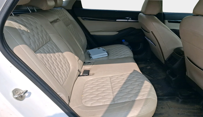 2022 KIA SELTOS HTX IVT 1.5 PETROL, Petrol, Automatic, 1,18,605 km, interior