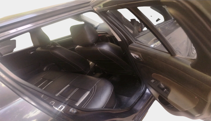 2015 Maruti Swift VXI, Petrol, Manual, 49,568 km, interior