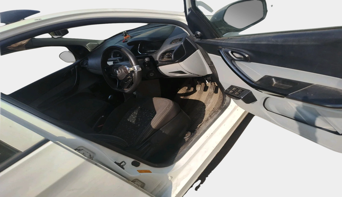 2020 Tata Tiago XE PETROL, Petrol, Manual, 94,790 km, interior