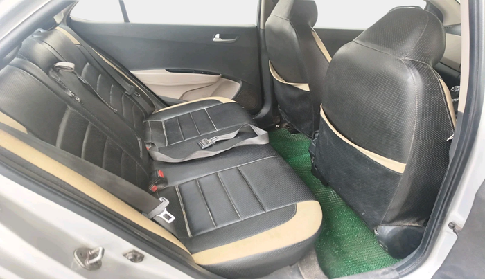 2015 Hyundai Xcent SX 1.2, Petrol, Manual, 1,05,460 km, interior