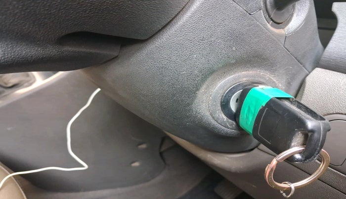 2014 Hyundai i10 SPORTZ 1.1, Petrol, Manual, 60,725 km, interior