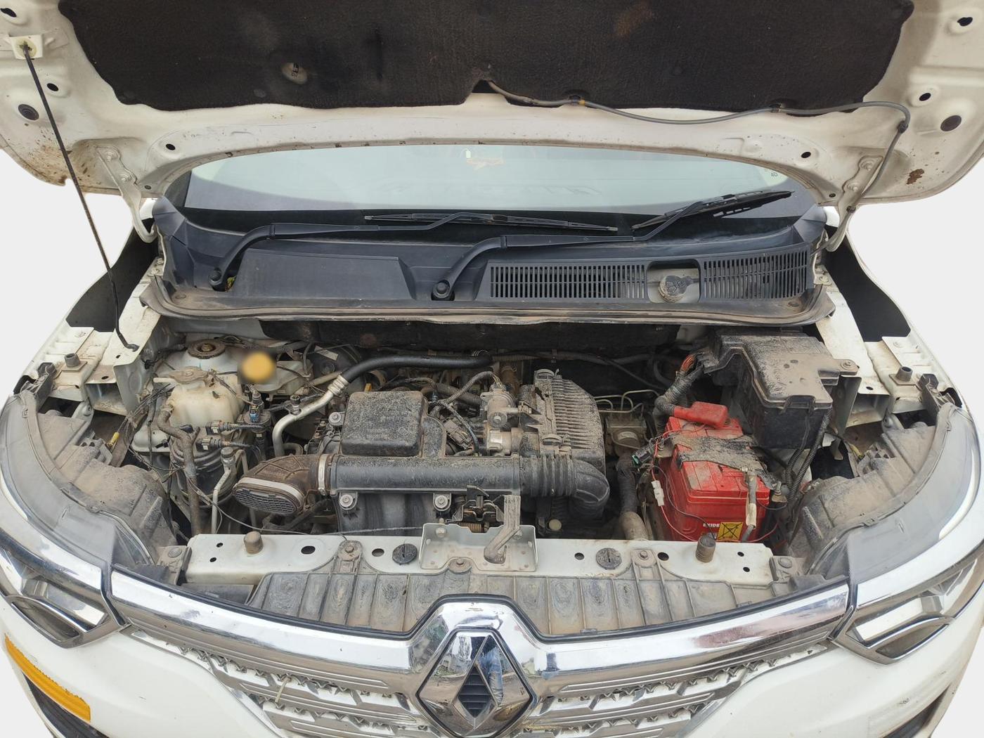 2022 Renault TRIBER RXE MT, Petrol, Manual, 43,159 km, exterior