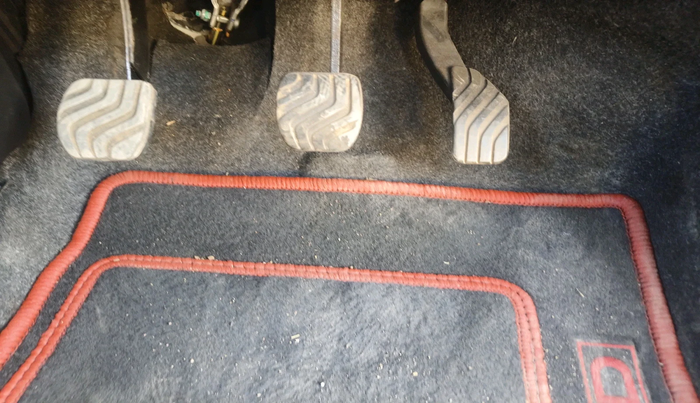 2025 Renault Kwid RXT 1.0, Petrol, Manual, 372 km, interior