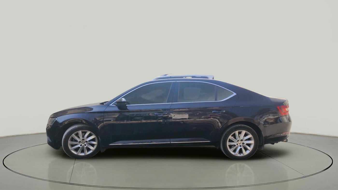 2017 Skoda Superb L&K 1.8 TSI AT, Petrol, Automatic, 80,560 km, exterior