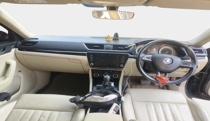 2017 Skoda Superb L&K 1.8 TSI AT, Petrol, Automatic, 80,560 km, interior