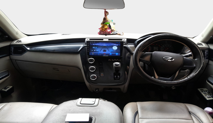 2017 Mahindra Kuv100 K2 D 6 STR, Diesel, Manual, 93,041 km, interior