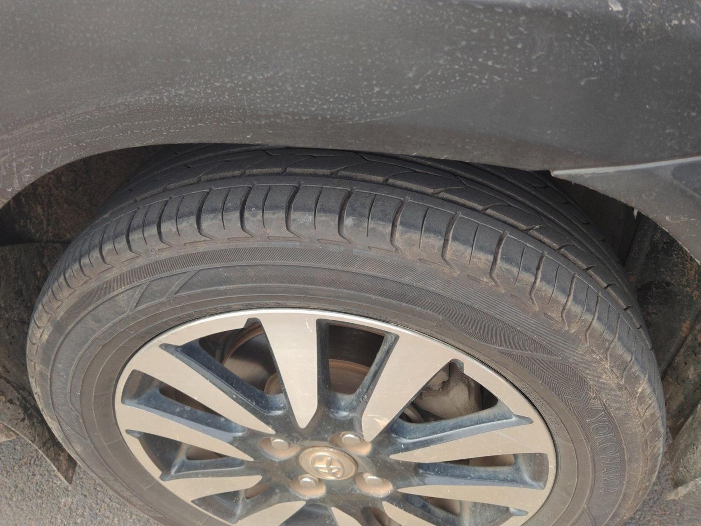 2014 Toyota Etios CROSS 1.5 V, Petrol, Manual, 58,191 km, tyre